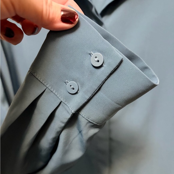 H&M Oversized Pigeon Blue Button-Down Shirt - Picture 3 of 7